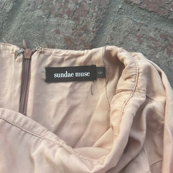 Sundae Muse Pink Floral Open Back Dress Size 6 - Picture 2 of 3